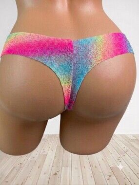 Victoria's Secret PINK Lace thong Panties M NWT